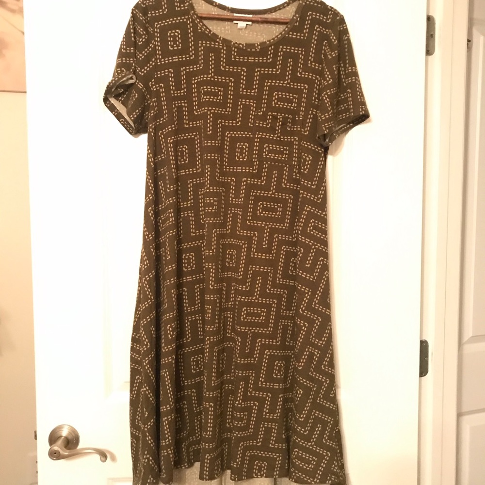 Lularoe Carly dress (olive)